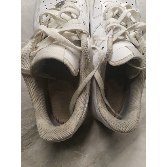 Nike Air Force 1 \'07 Low Mens 10.5 Triple White Athletic Leather Shoes Sneaker main image 5